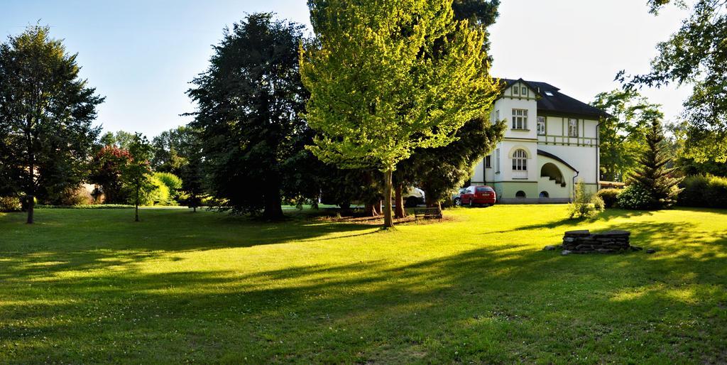 Pension Habermannova Vila Bludov  Bagian luar foto