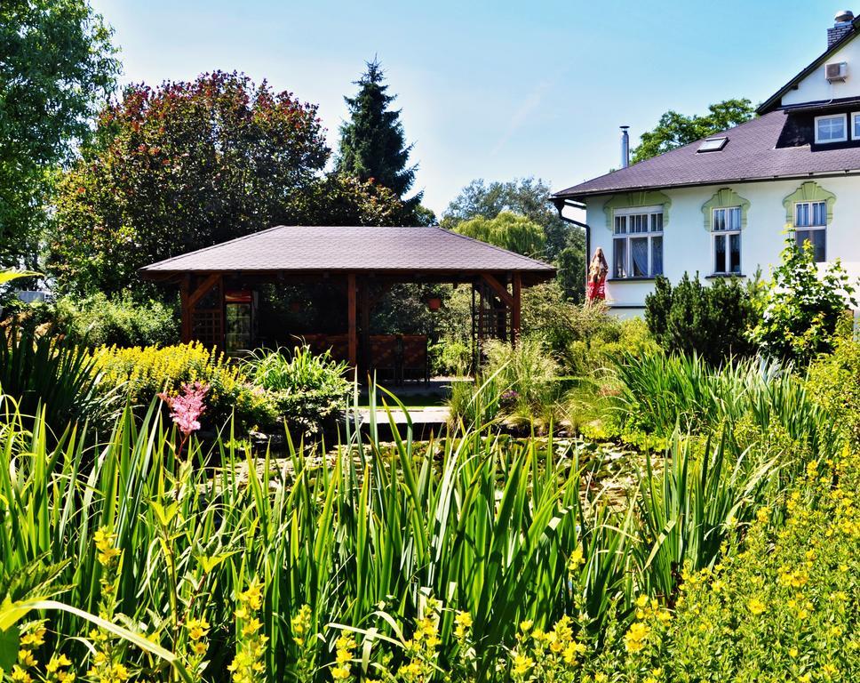 Pension Habermannova Vila Bludov  Bagian luar foto