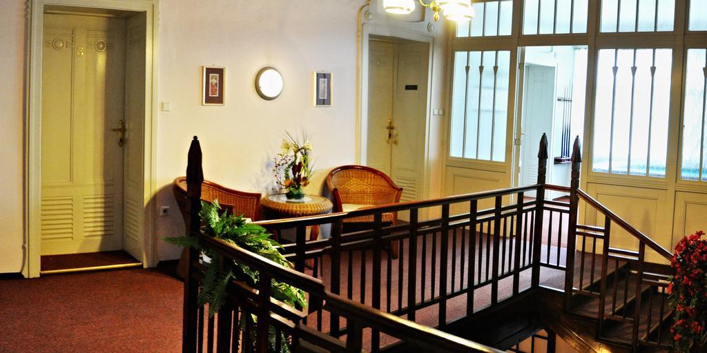 Pension Habermannova Vila Bludov  Bagian luar foto