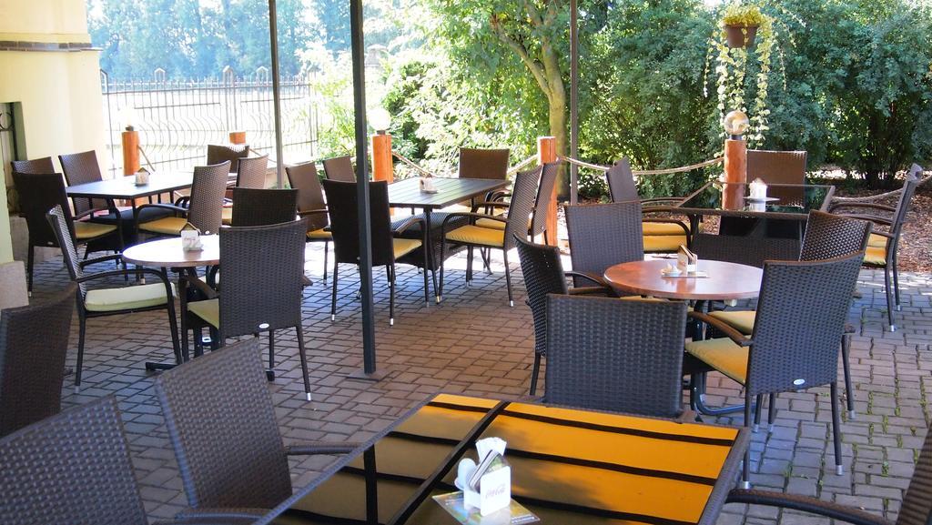 Pension Habermannova Vila Bludov  Bagian luar foto